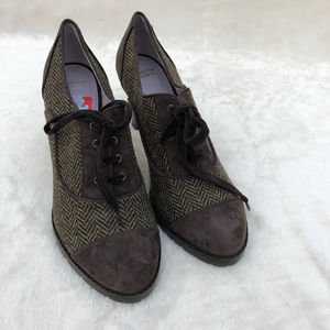 Johnston & Murphy Gail Piped Oxford Pupm Size 9